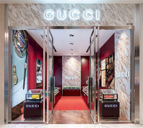 gucci watches raffles city.